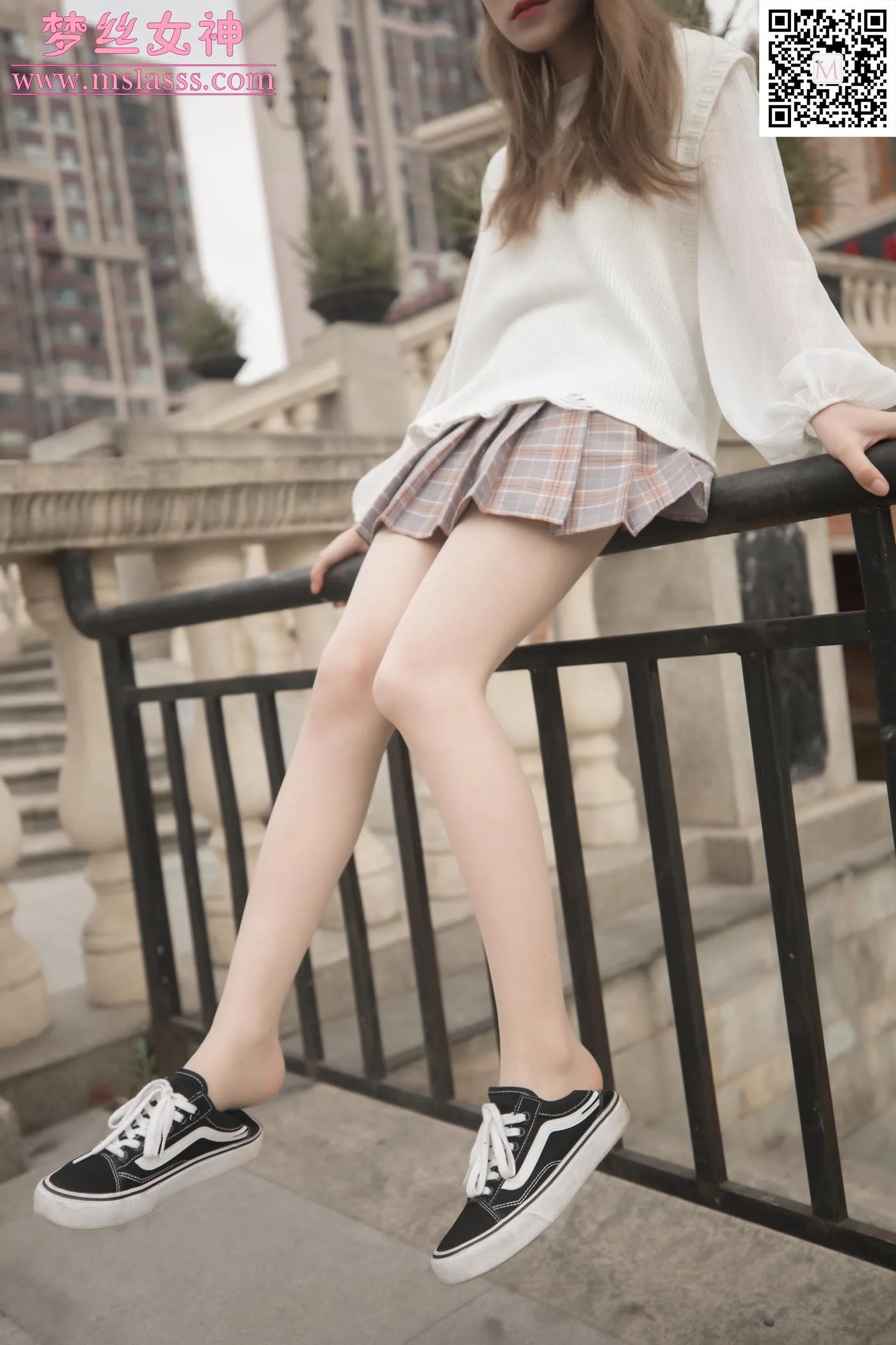 [MSLASS梦丝女神] 2020.03.10 NO.097 晓晓 女神的丝袜 [48P]插图3